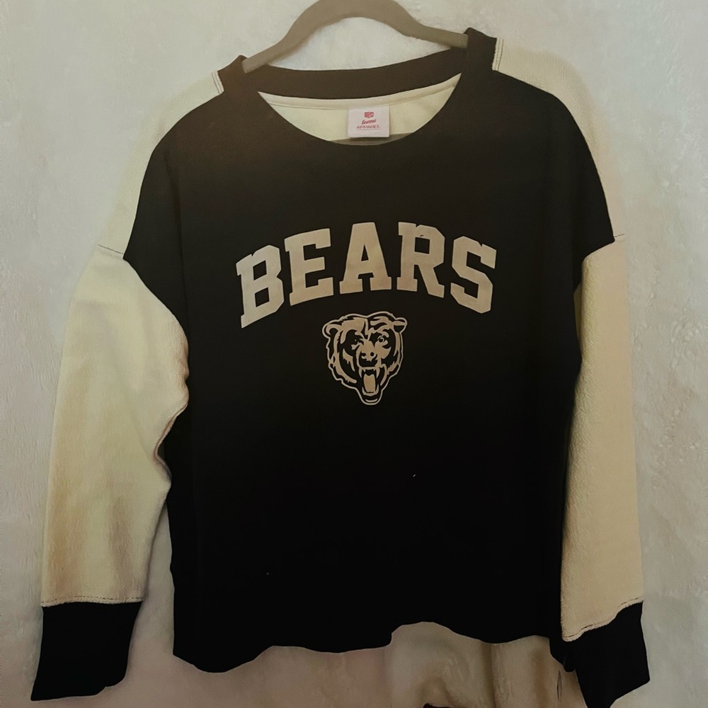 NWT BEARS official NFL SWEATSHIRT